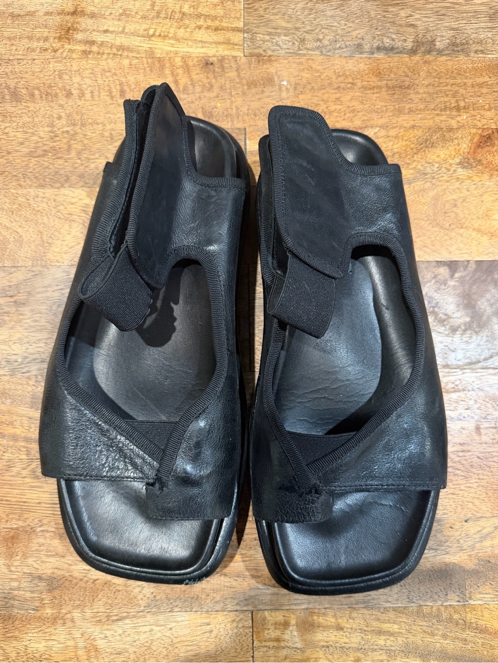 1725.A Made in Italy Black Leather Platform Sandals | Handmade Italian Shoes